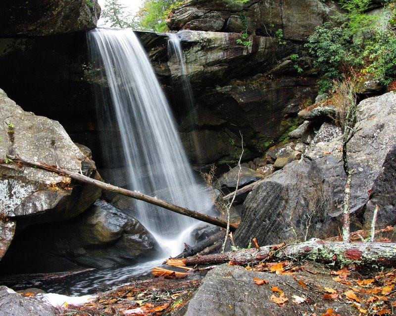 IMGP5202a8x10.jpg - Eagle Falls, Cumberland Falls State Park.