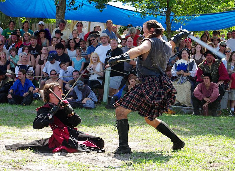 barf6.jpg - Human Chess, Bay Area Renaissance Festival 2008.  Apparently cheating is a requirement for human chess matches.  Apparently it is also a rule that the game must degenerate into a brawl long before the chess game is over.